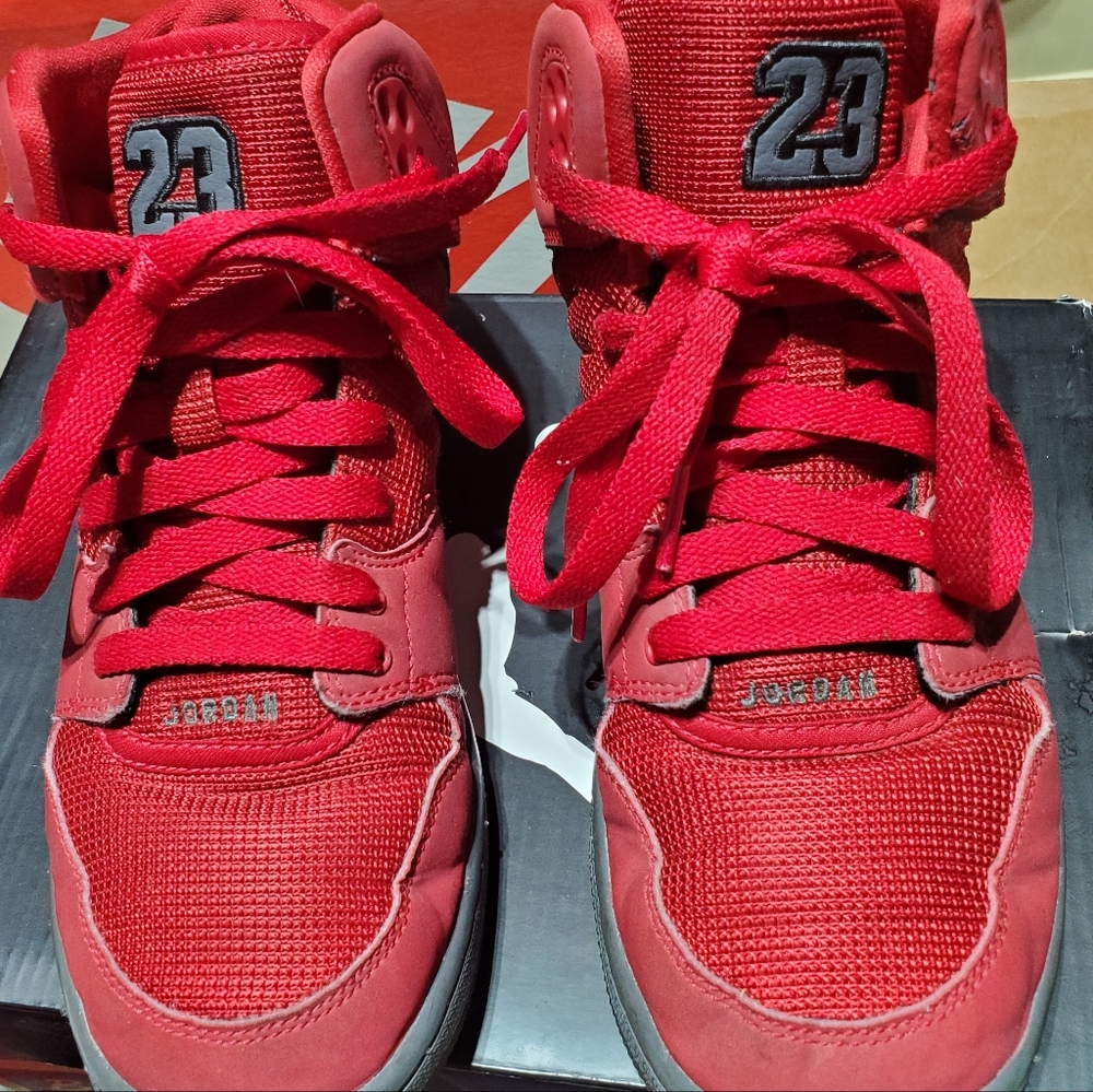 Jordan's size 6y